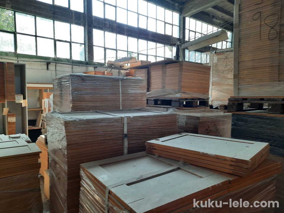 Prodajem 2000 m2 hrastovih vratanca za kuhinje, ormare itd