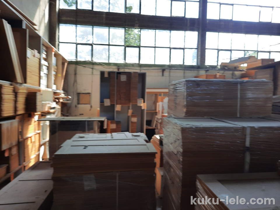 Prodajem 2000 m2 hrastovih vratanca za kuhinje, ormare itd