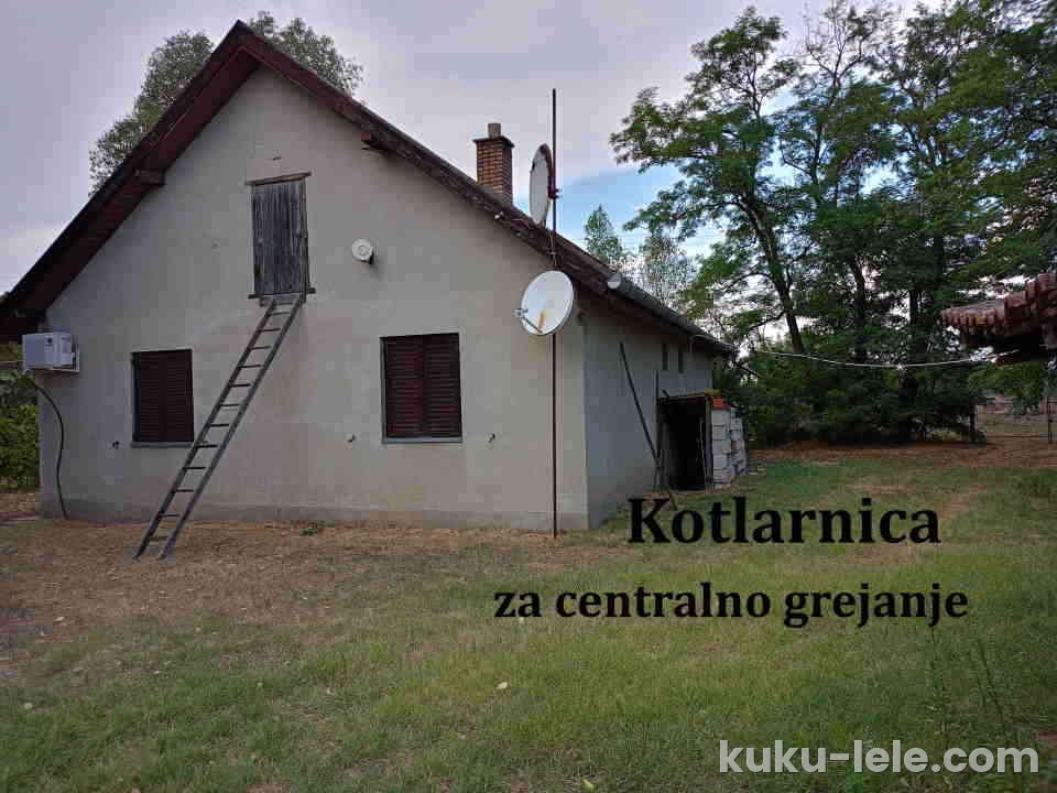 Prodaje se kuća salaš u Hajdukovu na parceli od 3,5 jutra zemlje