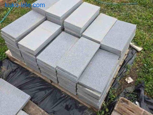 Velika rasprodaja granitnih  ploca 50  m3 I granitnih plocica 200 m2
